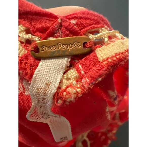 Free People XS Red Floral Boho Blouse With Tie Front & Lace Details Lagenlook - Picture 5 of 10